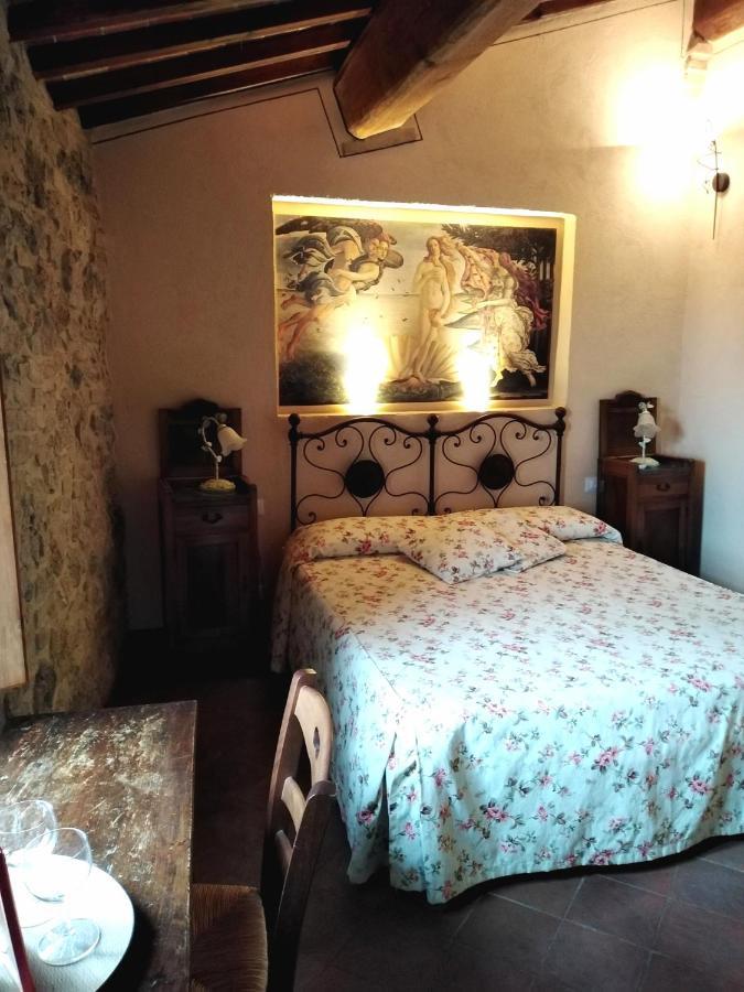 La Vecchia Corte سان جيمينيانو المظهر الخارجي الصورة