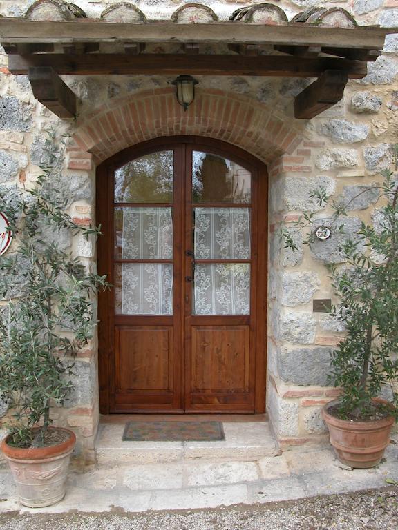 La Vecchia Corte سان جيمينيانو الغرفة الصورة