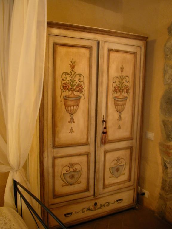 La Vecchia Corte سان جيمينيانو المظهر الخارجي الصورة